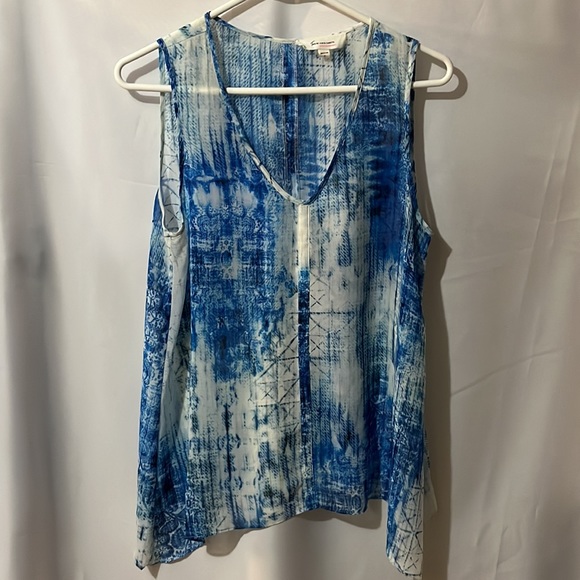 Vince Camuto sheer shell top - Picture 5 of 6